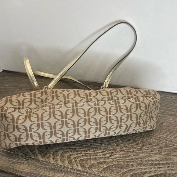 Fossil Vintage Brown Shoulder Bag. Hobo style. Pre-owned. Great condition. - Picture 6 of 15